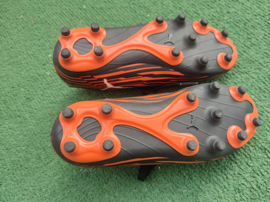 Chuteiras de futebol Puma para criança