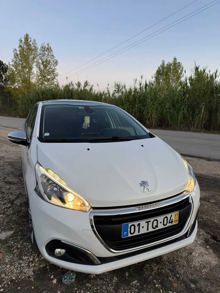 Peugeot 208 1.6 BlueHDi Style