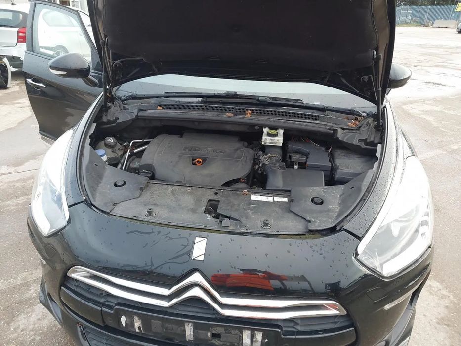 CITROEN DS5 DSPORT D-SPORT 2.0 HDI 16V 165CV RHH com Tecto Panorâmico