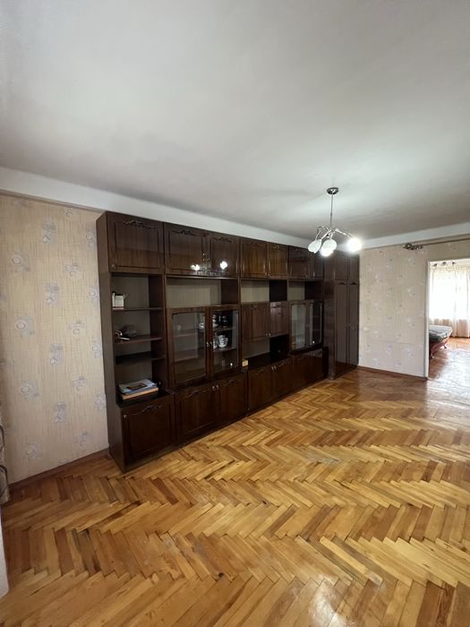 Продается 3 х комн. кв. Центр Хортицкого района