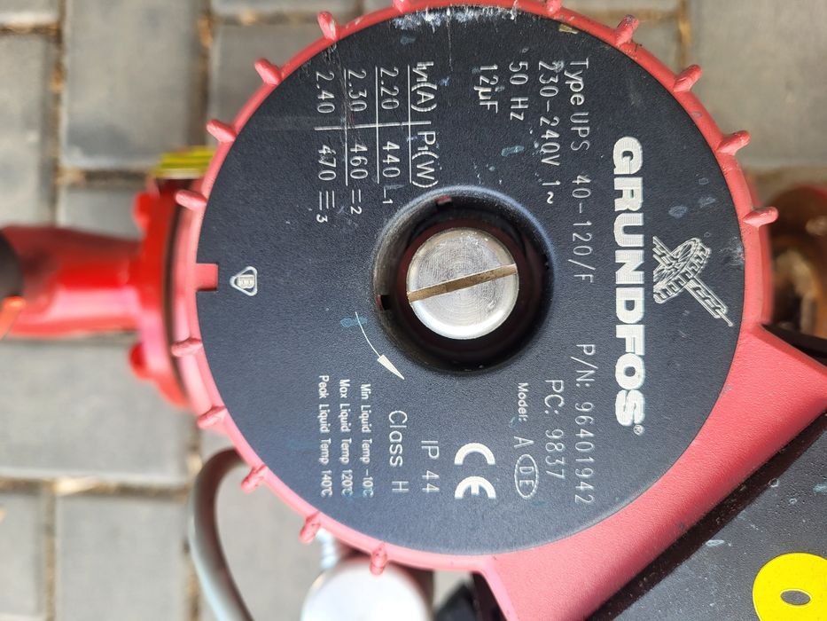 Pompa CO Grundfos UPS 40-120F