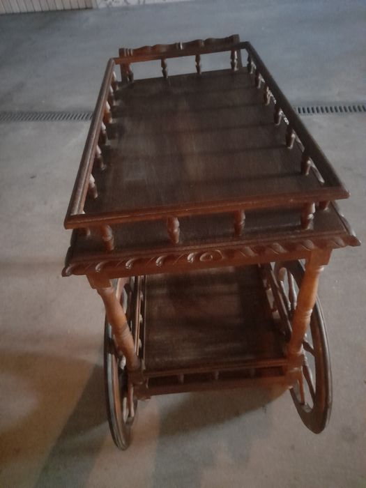 Carrinho de chá vintage
