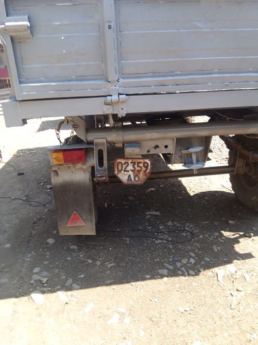 Продається трактор ЮМЗ 6  ,ціна самого трактора .4 т можливий обмін на