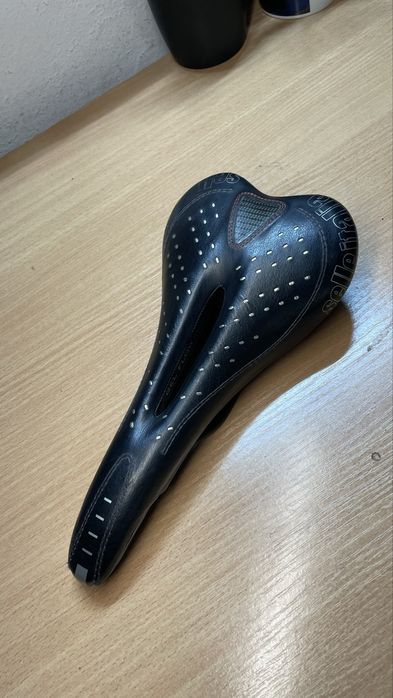 Siodelko Selle Italia C2 gelflow S2