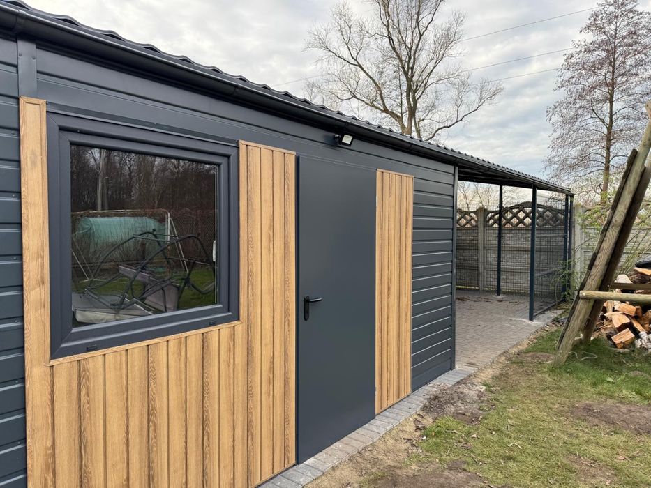 Garaż blaszany, garaż z płyty warstwowej, garaż modułowy RAPTUS