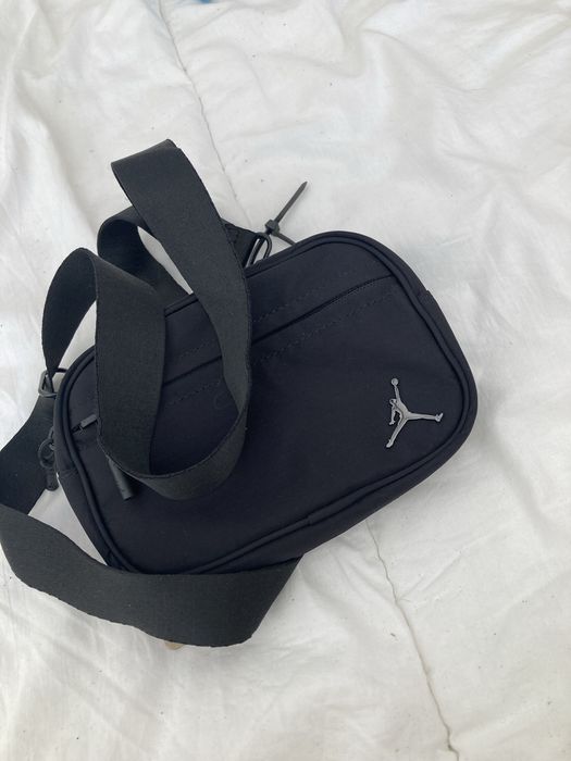 Bolsa Jordan NOVA - Original - Com etiqueta