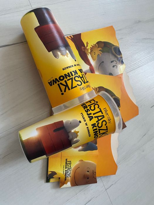 Kubek kinowy + pudełko na popcorn