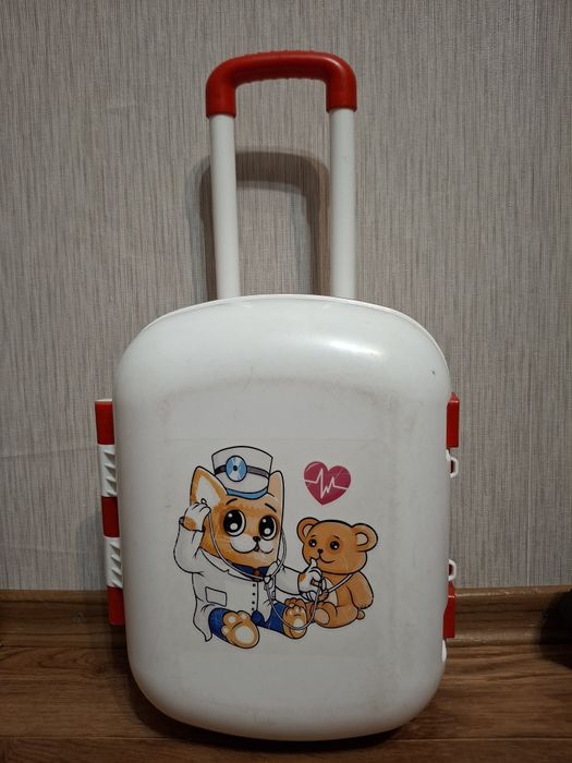 Чемодан набір лікаря дитячий