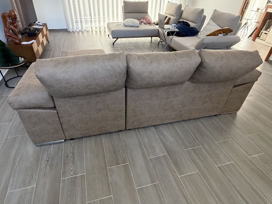 Sofá em excelente estado