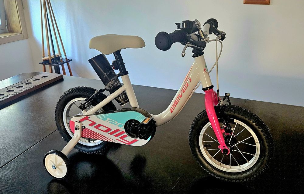 Bicicleta de criança NOVA