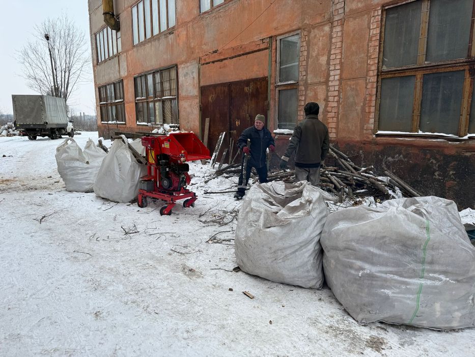 Дроблёная ветка, дрова щепа метровка дуб акация