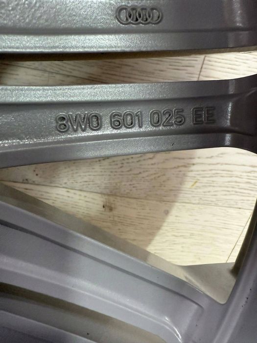 felga audi a4 b9 s4 e 8.0jx18h2 et31 5x112 8w0601025ee