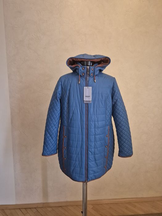 Жіноча демісезонна куртка