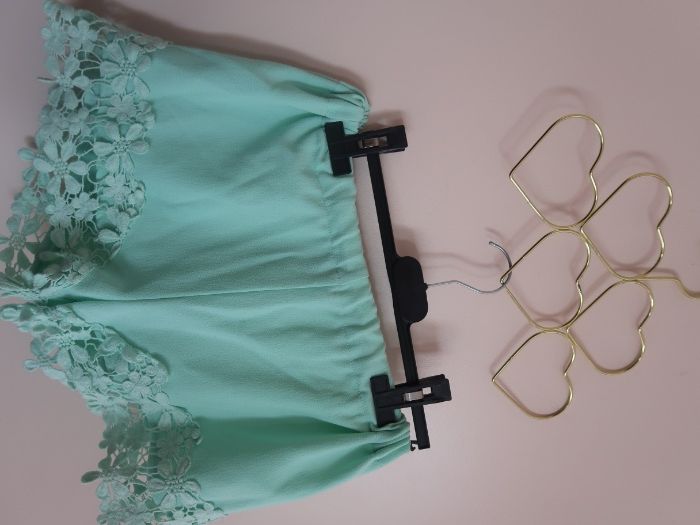 Calções verde água rendados