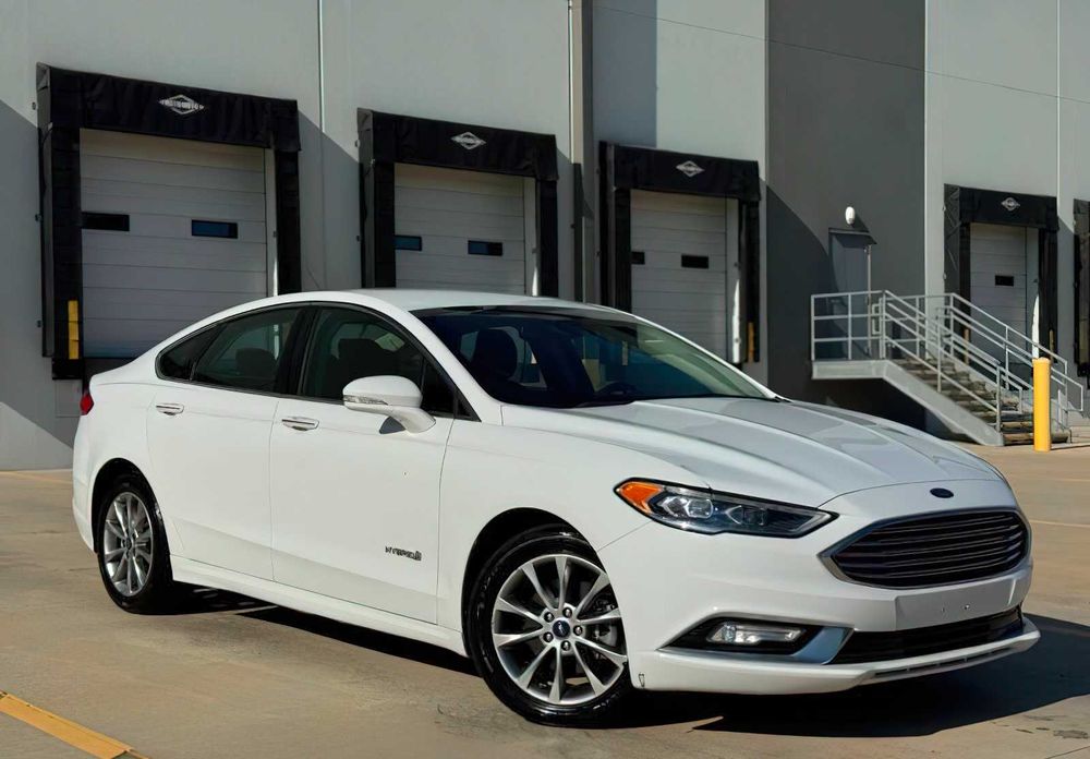 Ford Fusion SE      2017