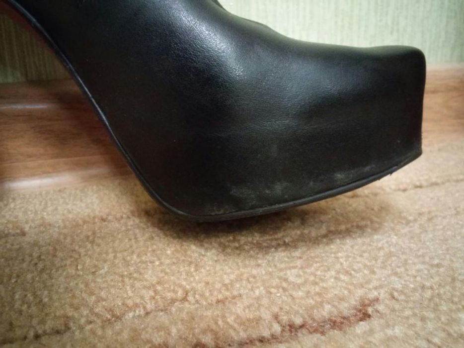 Туфли ботильоны лабутены