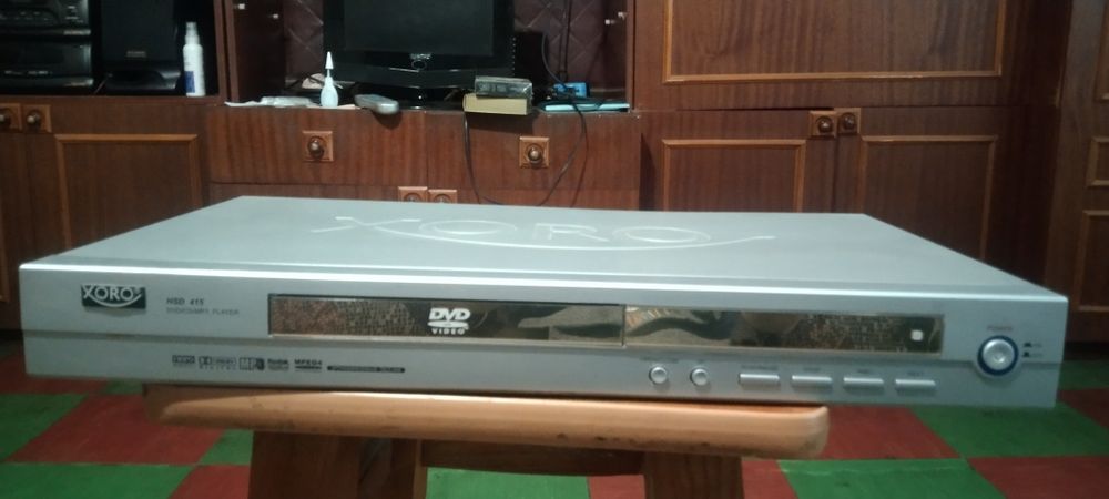 Продам DVD плеер Xoro HSD 415