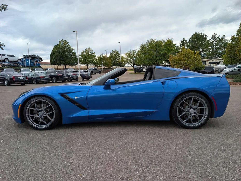 Chevrolet Corvette Stingray Z51      2014