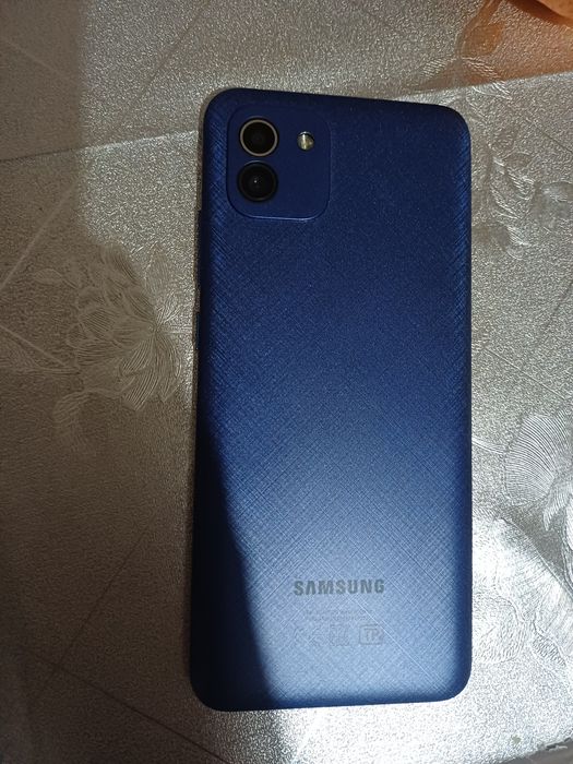 Самсунг А03 в хорошем состоянии