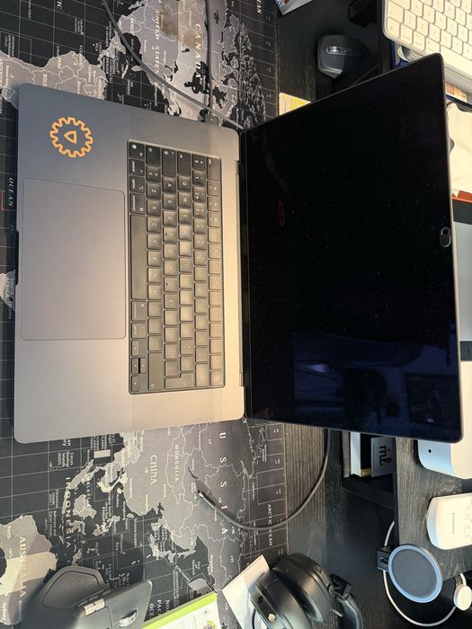 Macbook Pro 16” M4