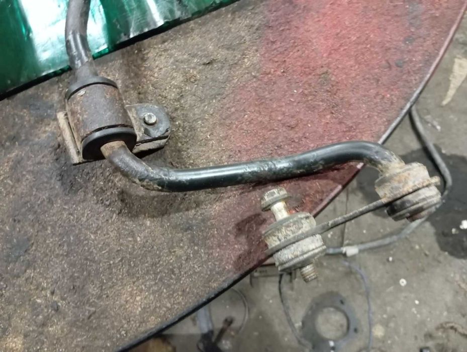 Стабілізатор задній Opel vectra b задній поперечний стаб вектра б шрот