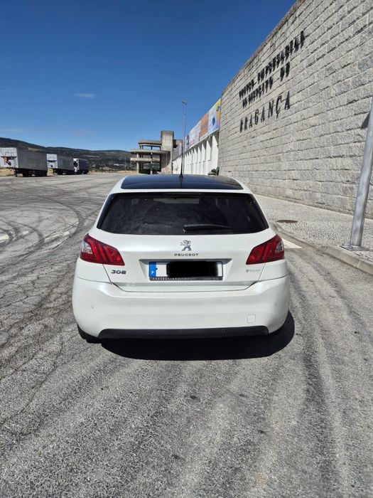 Peugeot 308 1.2 Puretech