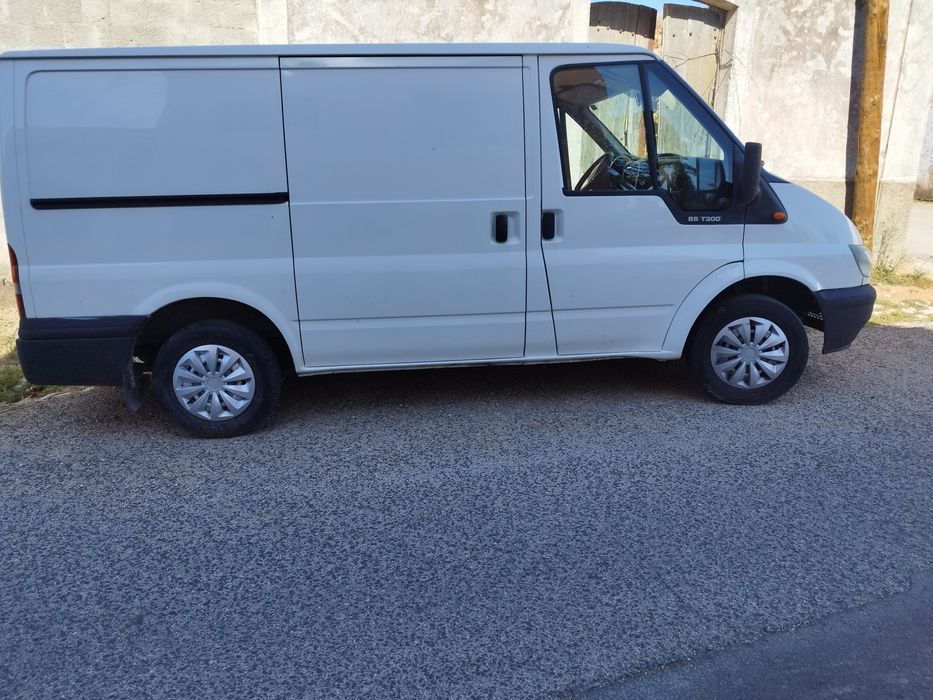 Ford Transit adaptada para campismo