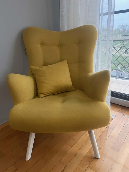 Fotel uszak żółty