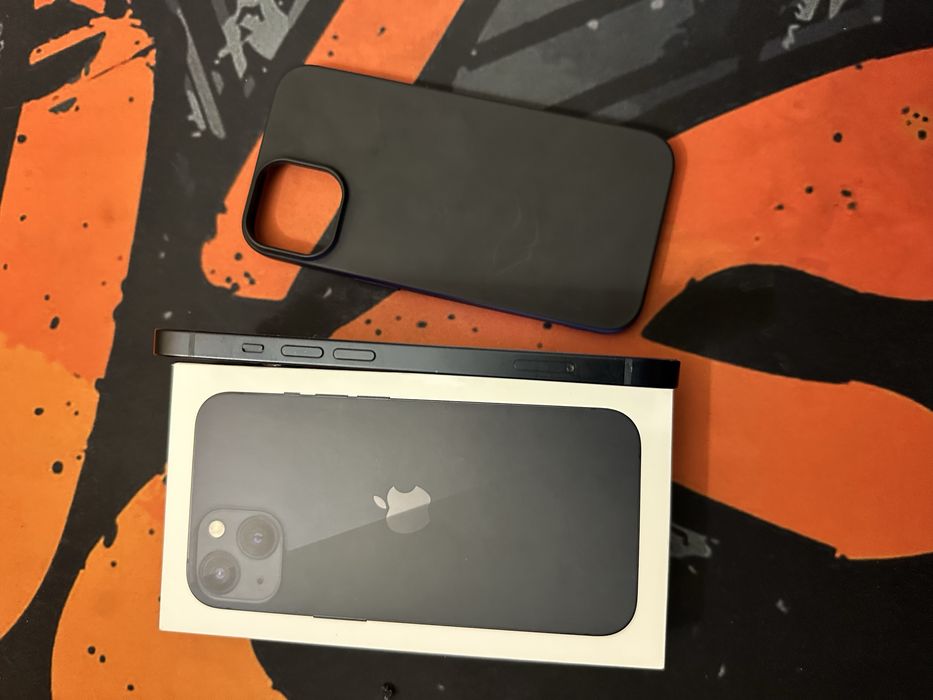 Apple iPhone 13 Midnight