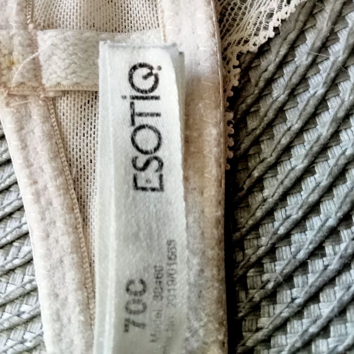 Biustonosz super push up, beżowy Esotiq 70C