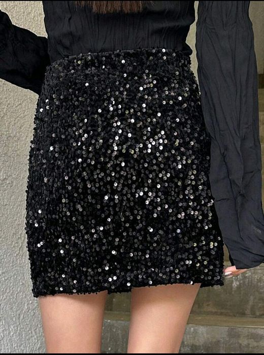 Saia em lantejoulas