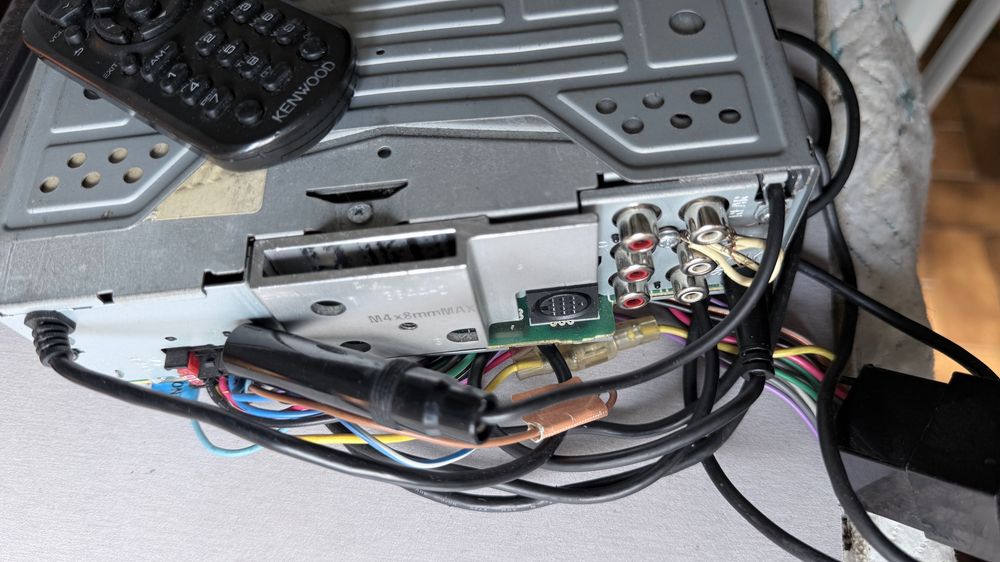 Auto rádio impecável
