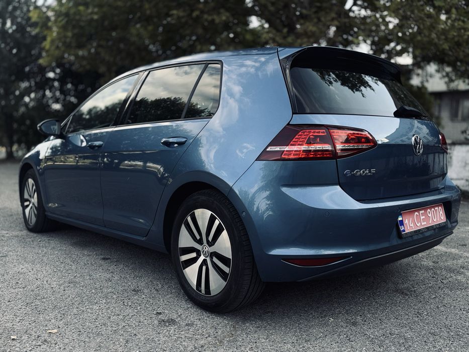 VolksWagen E-Golf