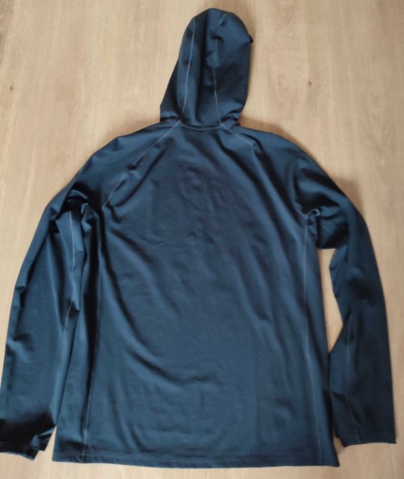 Nowa Czarna Bluza 4F