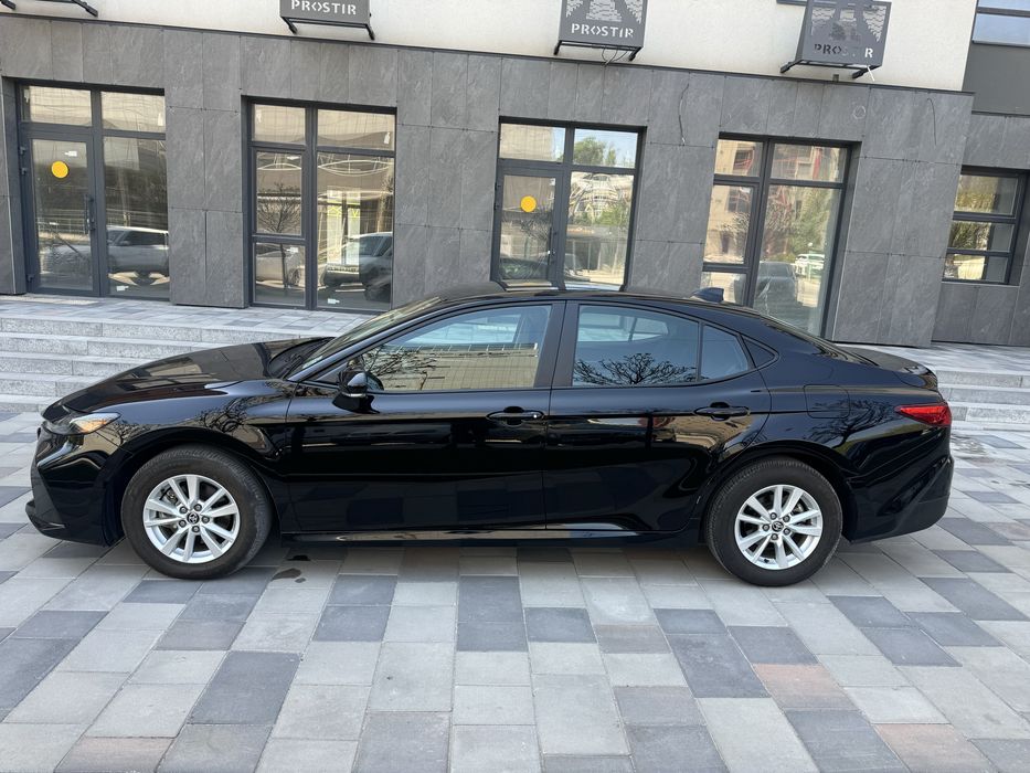 Toyota Camry 2025 2.5 Hibrid AWD New!