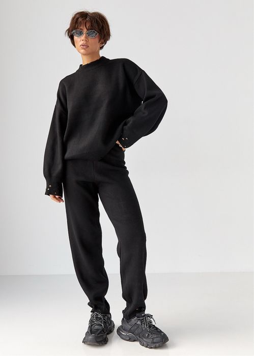 Трикотажний костюм з рваним ефектом