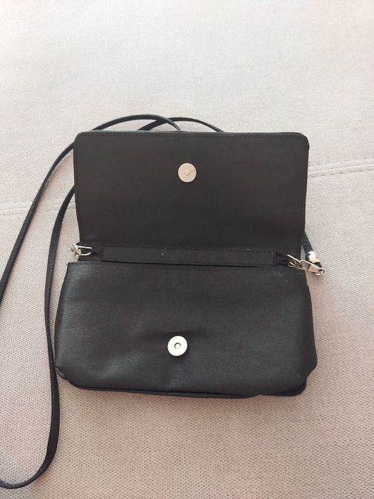 Czarna torebka Omely