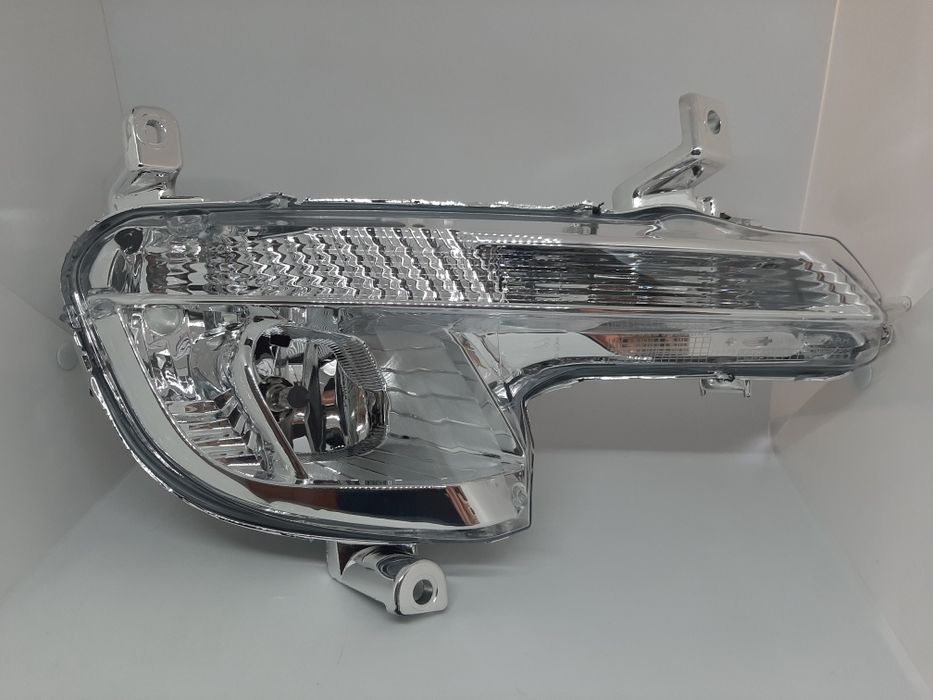 Peugeot 508 farol de nevoeiro frente
