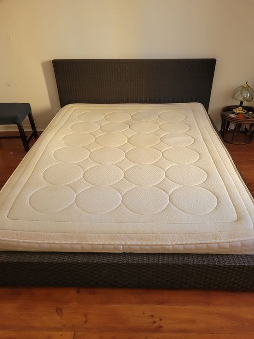 Cama king size 160x 200  - cama de  solteiro