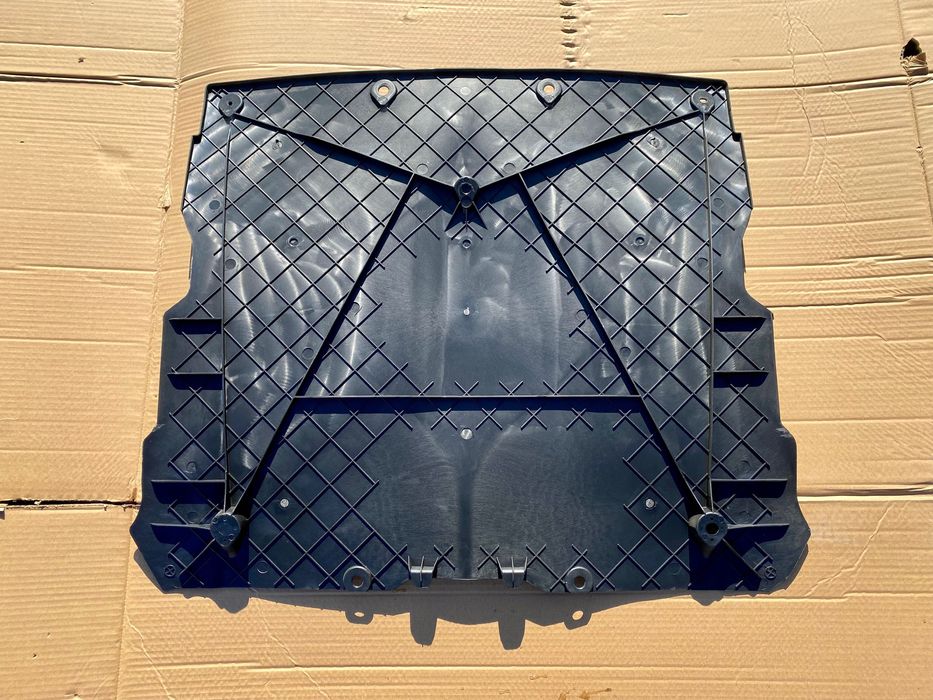 Защита губа бампера подрамника днища Tesla model Y 3