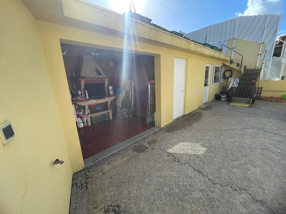 Moradia t3 térrea