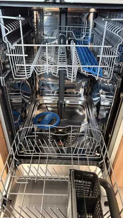Zmywarka do zabudowy Electrolux ESL4581RO A++ 45cm, automatyczne otwieranie drzwi
