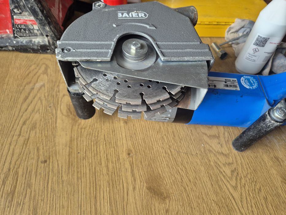 Bruzdownica  Baier BDN 464