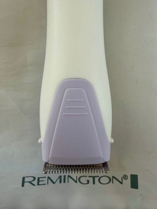Trymer do bikini Remington Smooth & Silky BKT4000 | Komplet