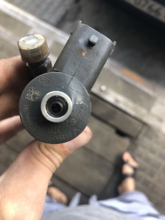 Форсунки1.9,2.0,2.5рено трафік Опель віваро Renault trafic opel vivaro