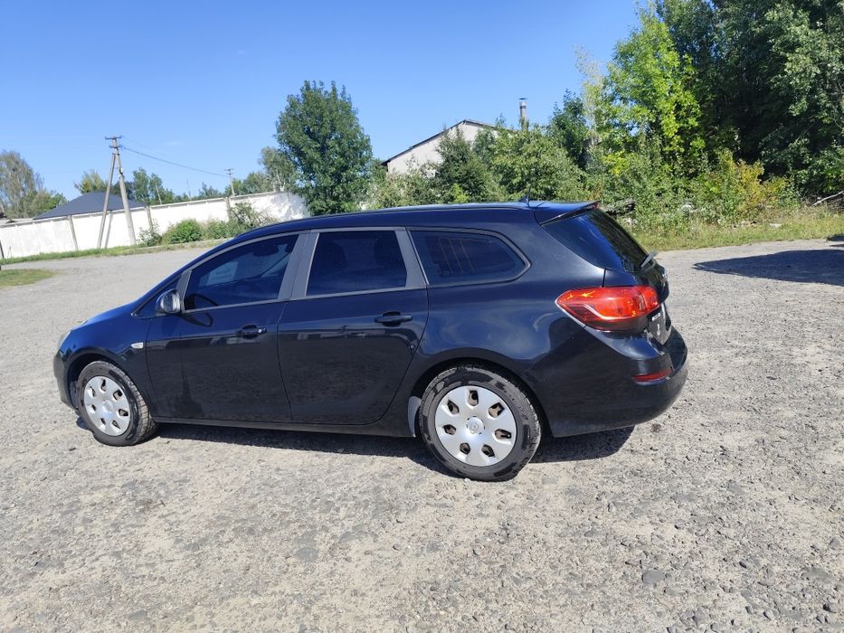 Opel Аstrа 2012 рік.1.7 дизель.