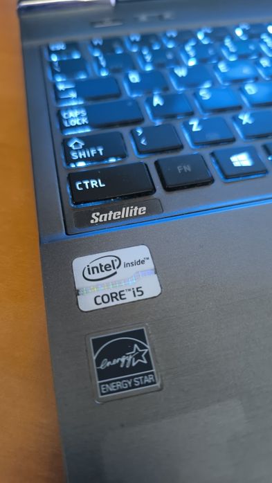 Portátil Toshiba Ultrabook