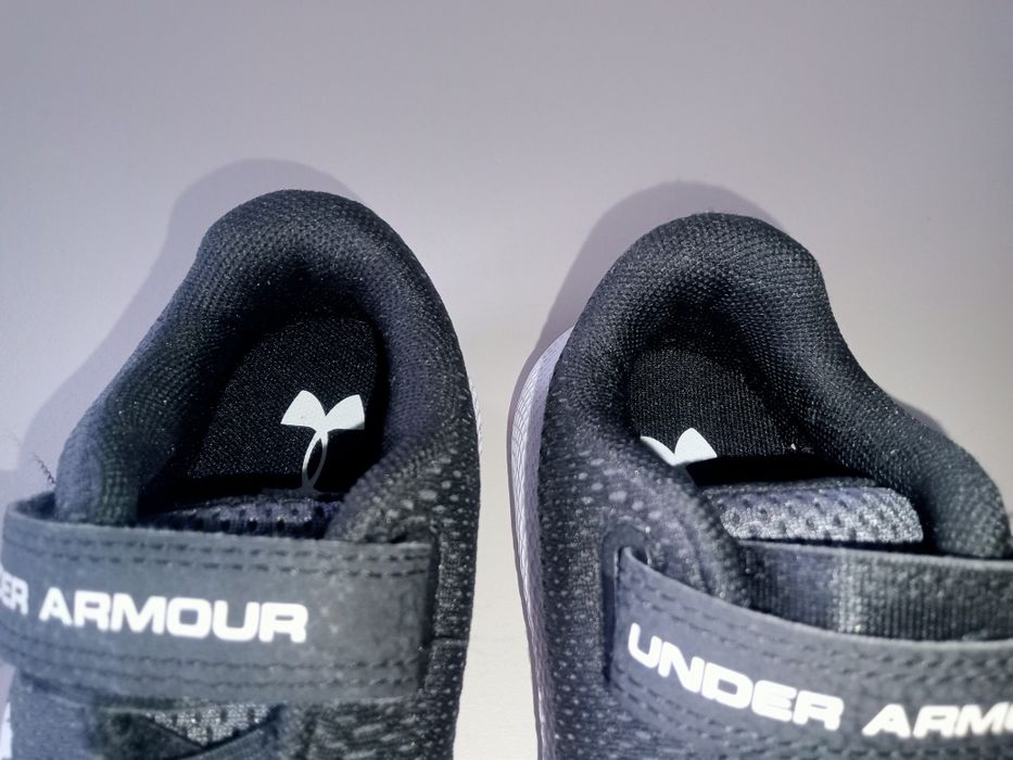 Under Armour nr 29.5--19 cm