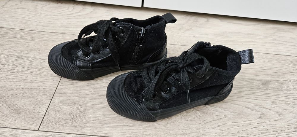 Trampki Reserved rozm. 27