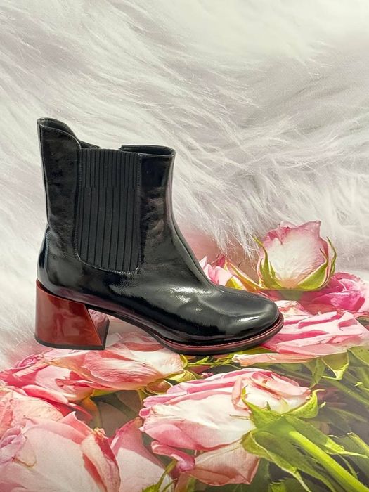 Ботинки кожаные 40 р